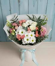 Букет цветов из:  Розы, Лизиантусы и Хризантемы в Михайловском Республика Северная Осетия - Алания