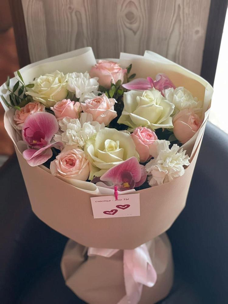 Букет цветов из: Орхидеи, Розы и Гвоздики в Михайловском Республика Северная Осетия - Алания