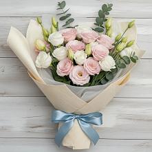 Букет цветов из:  Лизиантусы в Михайловском Республика Северная Осетия - Алания