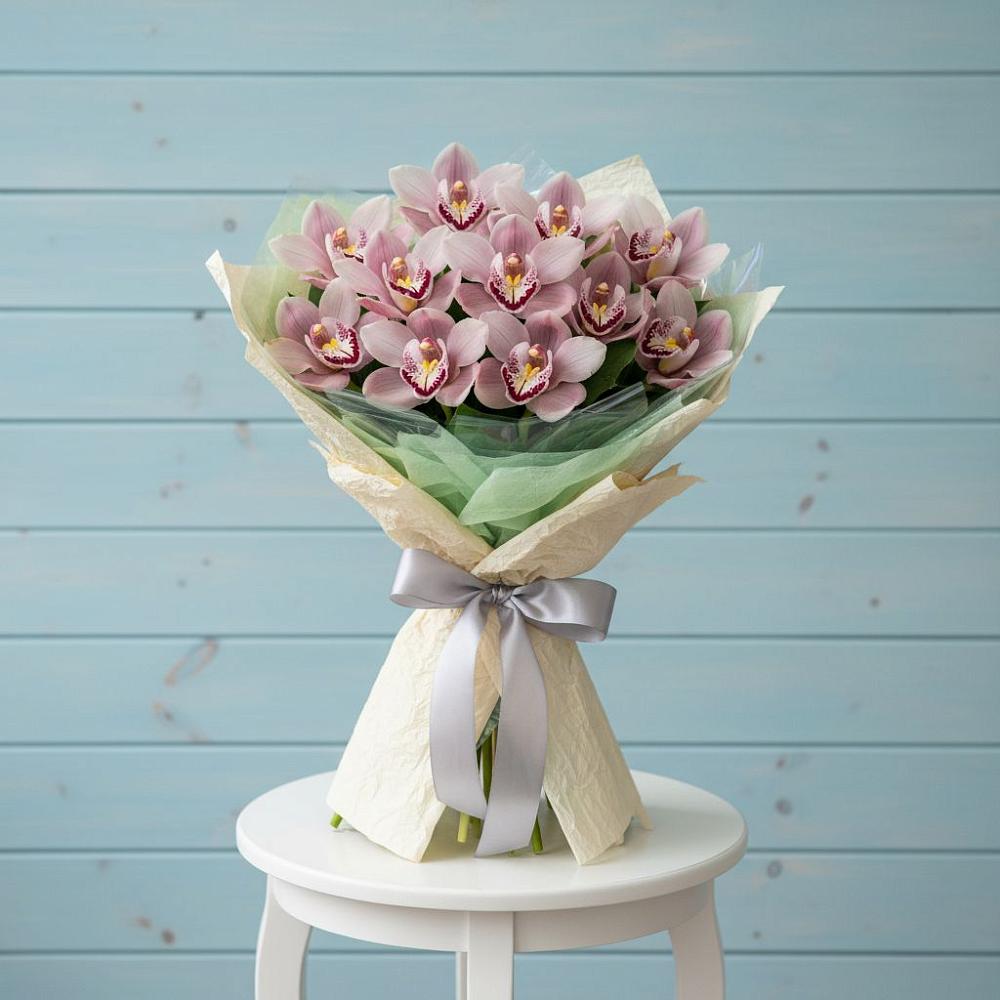 Букет цветов из: Орхидеи и Розы в Михайловском Республика Северная Осетия - Алания