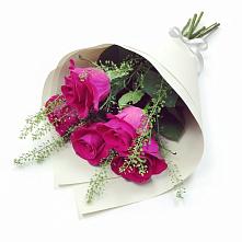 Букет цветов из:  Розы в Михайловском Республика Северная Осетия - Алания