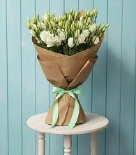 Букет цветов из:  Лизиантусы в Михайловском Республика Северная Осетия - Алания