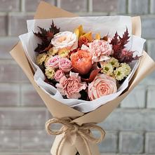Букет цветов из:  Гвоздики, Хризантемы и Розы в Михайловском Республика Северная Осетия - Алания