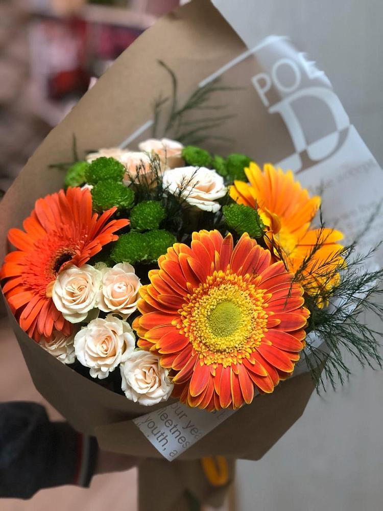 Букет цветов из: Герберы, Хризантемы и Розы в Михайловском Республика Северная Осетия - Алания