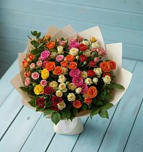 Букет Микс из разноцветных кустовых роз в Михайловском Республика Северная Осетия - Алания